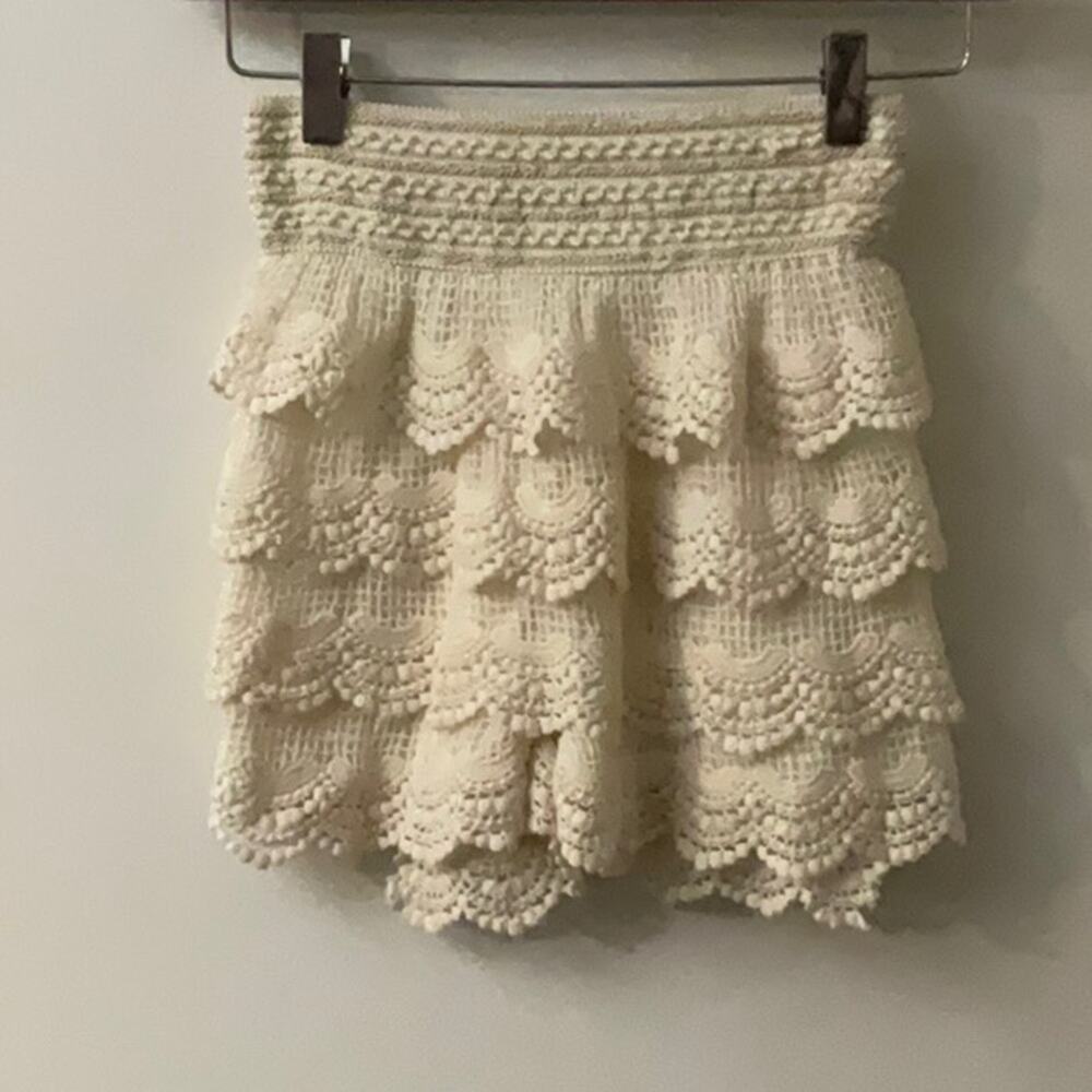 Prime Cut Cream Lace Ruffle Shorts M/L Balletcore Boho Coquette Girl Fairycore